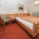 Panzió Wohlfuehlpension Tirolerhof 3*