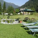 Panzió Wohlfuehlpension Tirolerhof