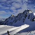 Panzió Wohlfuehlpension Tirolerhof