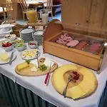 Wohlfuehlpension Tirolerhof 3*