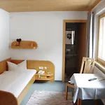 Wohlfuehlpension Tirolerhof Partenen
