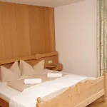 Wohlfuehlpension Tirolerhof 3* Partenen
