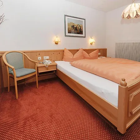 Panzió Wohlfuehlpension Tirolerhof 3*