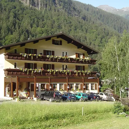 Wohlfuehlpension Tirolerhof Отель типа 