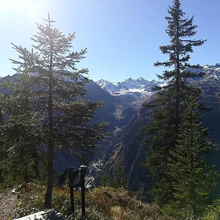 Wohlfuehlpension Tirolerhof Panzió Partenen