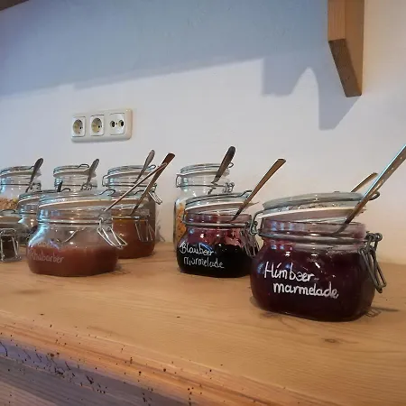 Wohlfuehlpension Tirolerhof 3*