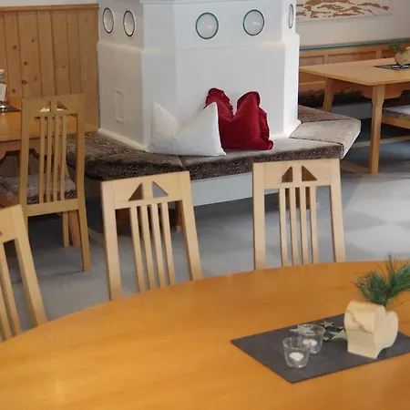 Panzió Wohlfuehlpension Tirolerhof