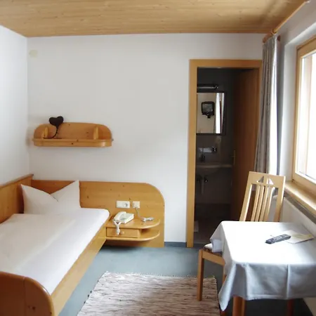 Wohlfuehlpension Tirolerhof Partenen