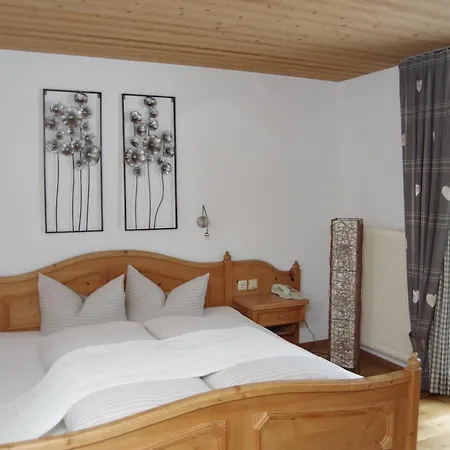 Panzió Wohlfuehlpension Tirolerhof