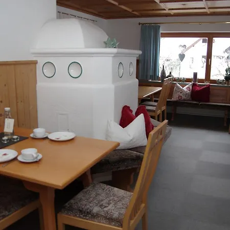 Wohlfuehlpension Tirolerhof Partenen